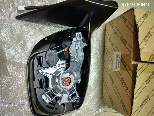 87910-60B40,Genuine Toyota Land Cruiser VDJ200R Mirror